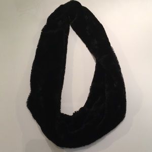 Coco + Carmen Black Scarf